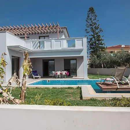 Petreris Enas - Stunning 3 Bedroom With Pool - Short Walk To Nissi Avenue Villa