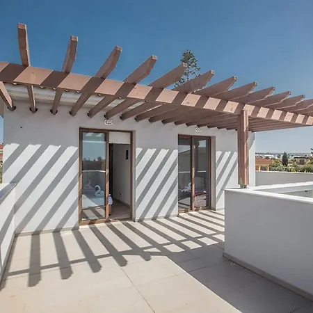 Petreris Enas - Stunning 3 Bedroom With Pool - Short Walk To Nissi Avenue Villa Agia Napa